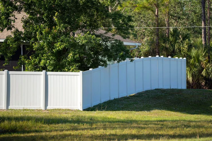 How Fence Building Adds Value to Your Property?